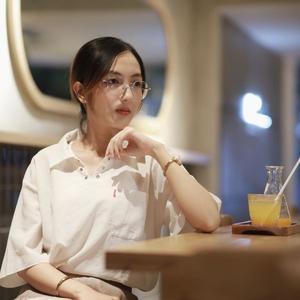 于清朗